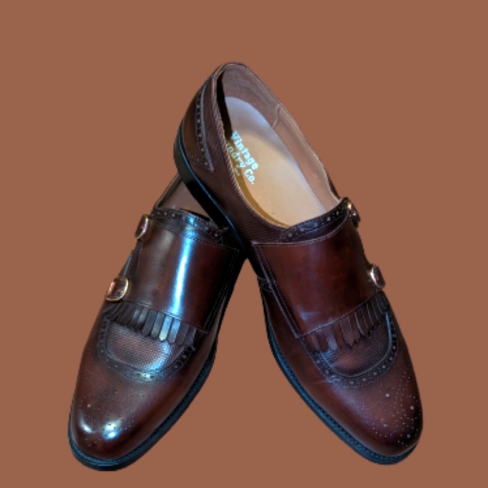 Dress shoes